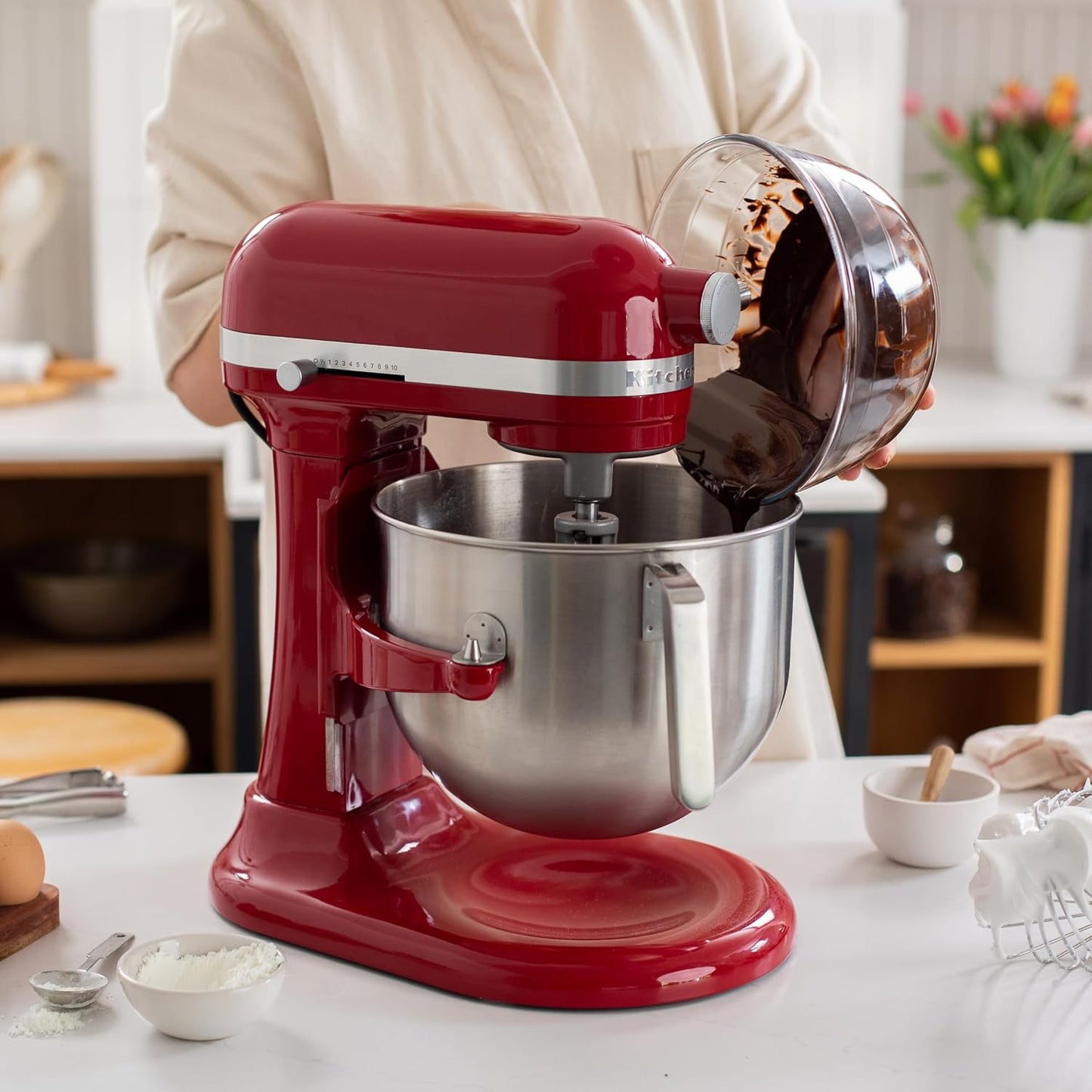 KitchenAid Robot Pâtissier Professionnel 6.6L Relevage Bol, Engrenages Tout Métal, 11 Vitesses, Démarrage Progressif, Protection Surchauffe, Rouge Empire